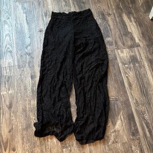 Hot Gal Elegant Black Lace Detail